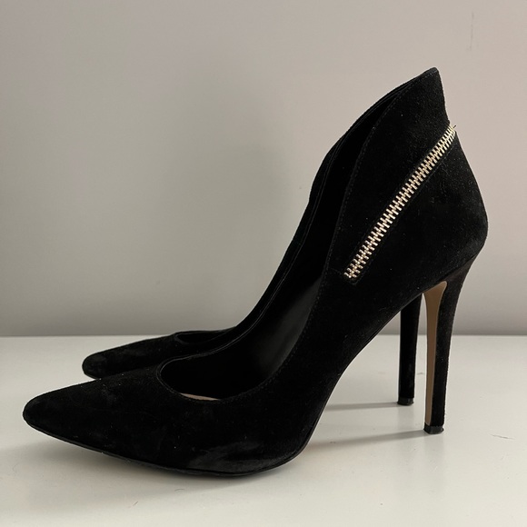 Nine West Feylicia Black Suede Pumps - Picture 4 of 4